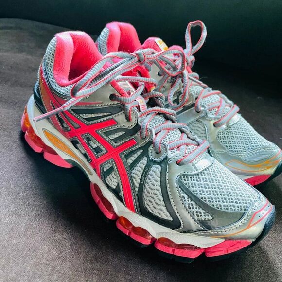 Very Rare hard to source Asics GEL NIMBUS 15 Salmon Orange Silver 6.5 US Medium